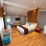 Olivar Tirana Hotel Selitë e Vogël