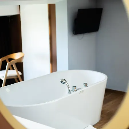 Olivar Tirana 4*