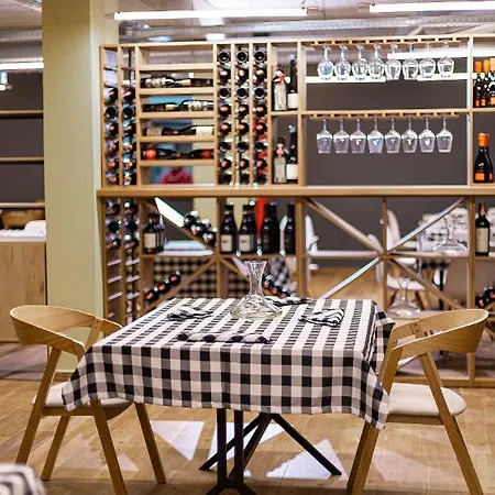 Olivar Tirana 4*