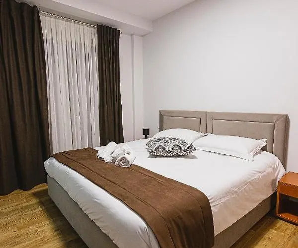 Olivar Tirana 酒店 Selitë e Vogël