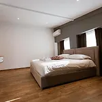 Olivar Tirana Selita e Vogel