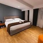 Olivar Tirana Hotel Selita e Vogel