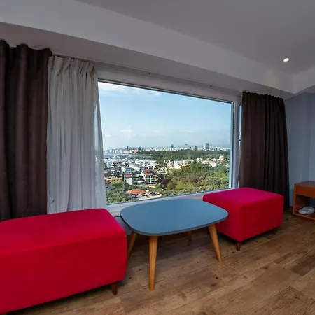 Olivar Tirana Selitë e Vogël