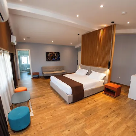 Olivar Tirana Hotel Selitë e Vogël