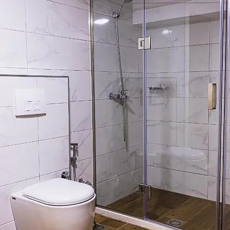 Olivar Tirana