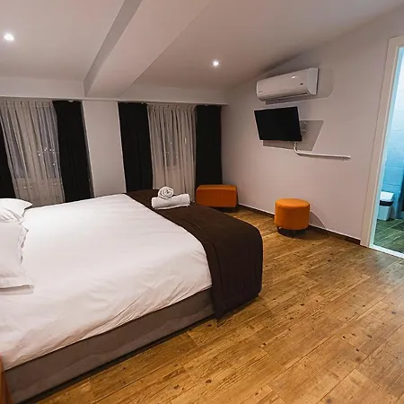 Olivar Tirana Selitë e Vogël