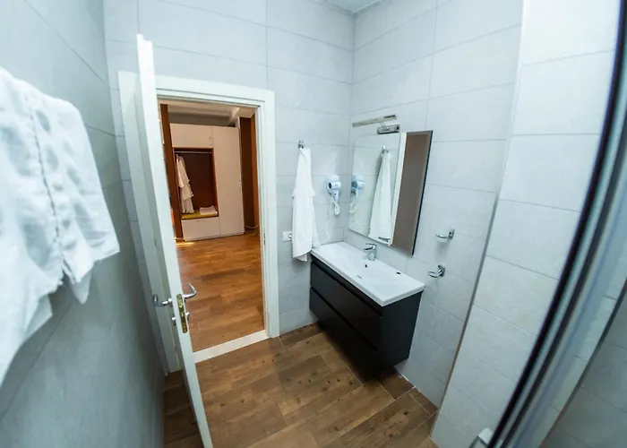 Olivar Tirana Hotel Selita e Vogel