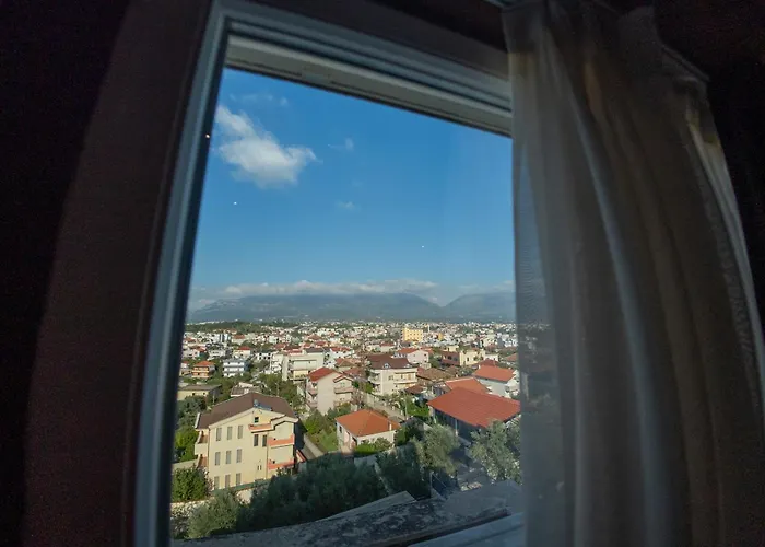 Olivar Tirana Szálloda 4*