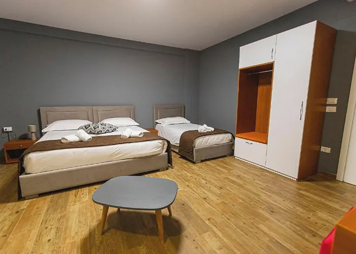 Olivar Tirana Szálloda Selita