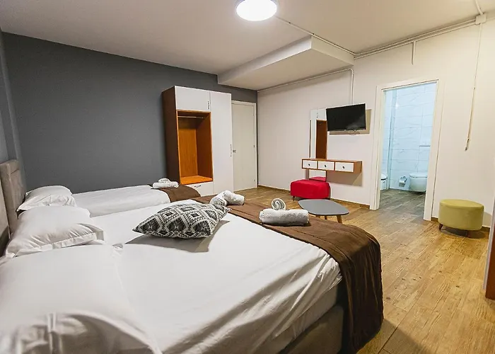 Hotel Olivar Tirana 4*
