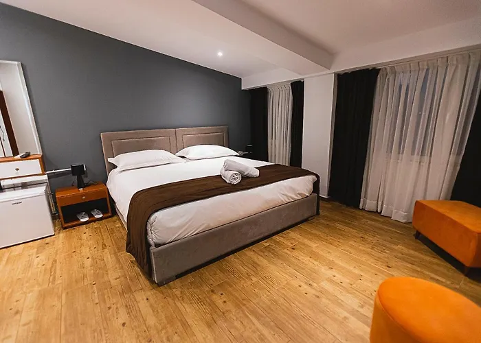 Olivar Tirana Hotel Selitë e Vogël