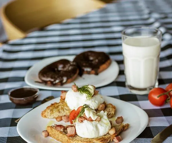 Olivar Tirana Szálloda Selita